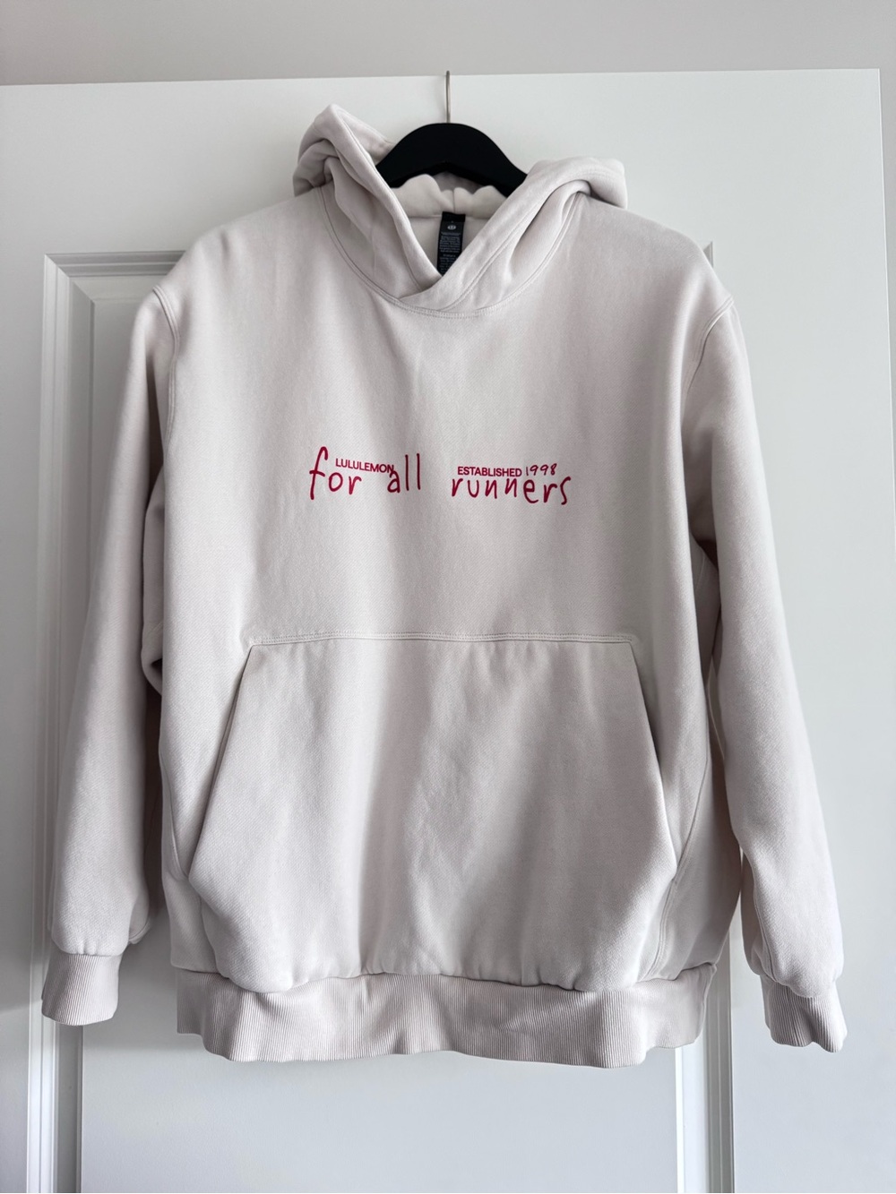 Lululemon 'for all runners' cream steady state Hoodie
